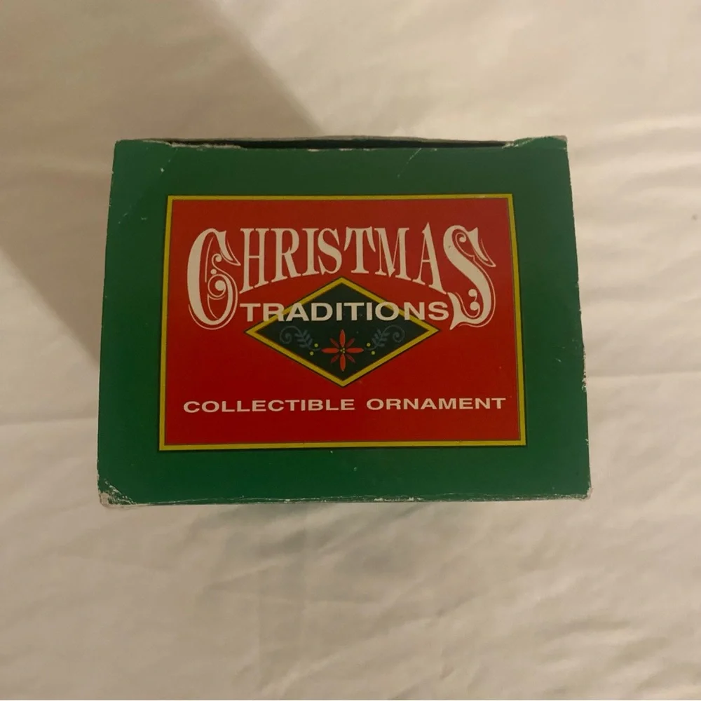 Lustre Fame 1994 Christmas Tradition Mouse Vintage Collectible Ornament - Picture 4 of 5